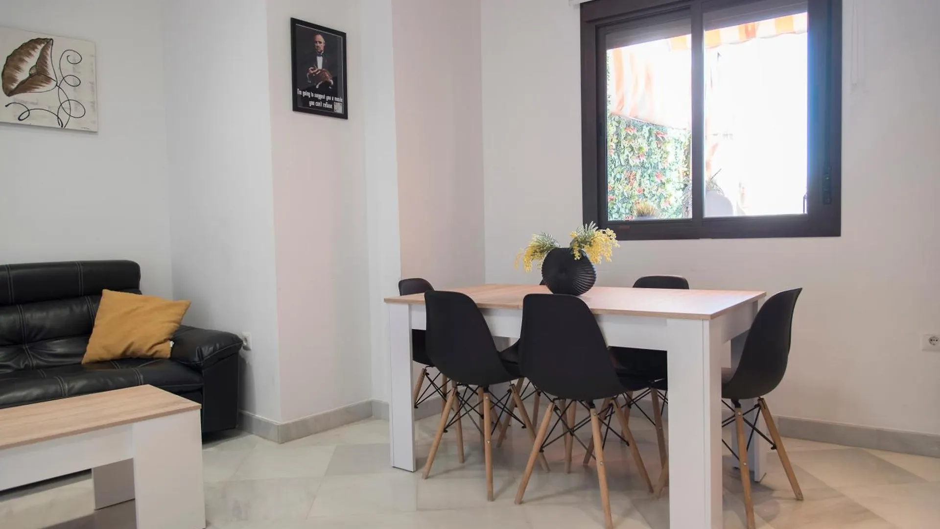 Nightinsevilla Bailen Free Parking 0*, Sevilla