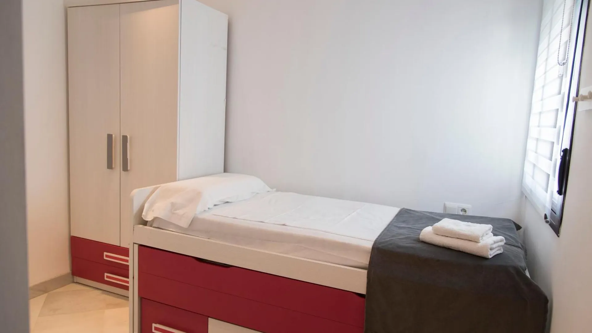 Appartement Nightinsevilla Bailen Free Parking